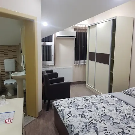 Apartment 401-